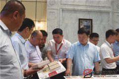 寶豐縣縣委書記、縣長許紅兵率考察團(tuán)蒞臨寶潤達(dá)參觀調(diào)研
